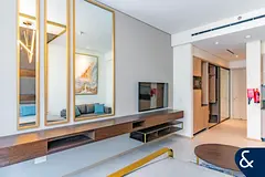 Modern | Stylish | Studio | One Bathroom