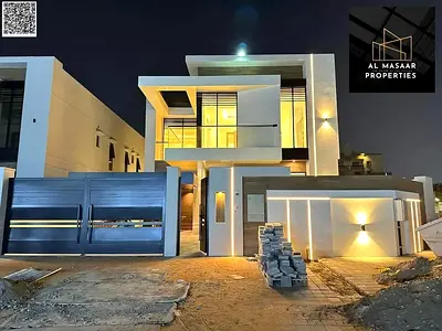 استلم فيلتك جاهزة للسكن - تقسيمات داخلية واسعة جدا وتشطيبات فندقية تملك حر لجميع الجنسيات
