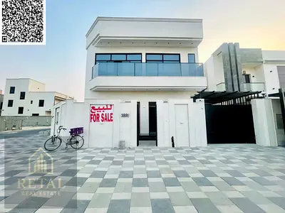 فيلا للبيع تشطيبات راقية ، مساحة كبيرة ، وسعر جيد جدا .