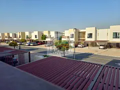 Single Row | Corner Unit | Vacant | Near to Exit