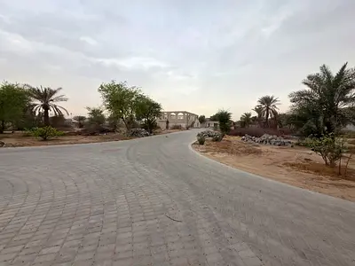 حصريًا من المطوّر أراضٍ سكنية مميزة في منطقة الياسمين بمساحات متنوعة تناسب محبي التاون هاوس والمساحات الواسعة