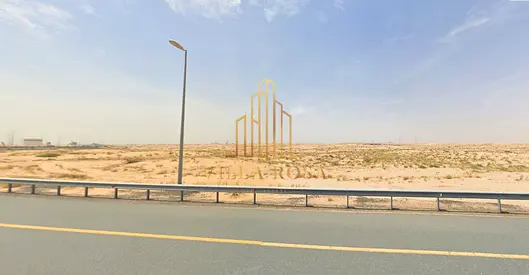 Residential land in a prime location - opposite the green space - on a 36-meter street