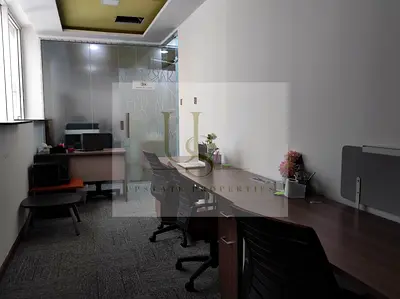 Prestigious Commercial Tower | Flexible Office Sizes | Metro Access