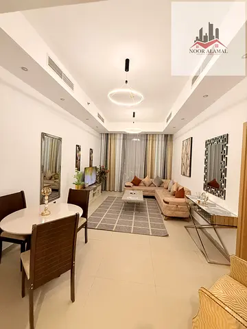 الشارقه الممزر غرفة وصالة مع  حمامين 7500 شامل أنترنت فقط.. مع باركن ومسبح وجيم برج لابلاج لاصحاب الفاخمه