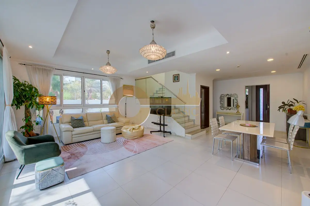 EXQUISITE 4BR TUSCAN VILLA|PRIVATE GARDEN|VACANT