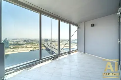 Vacant | High Floor | Water View