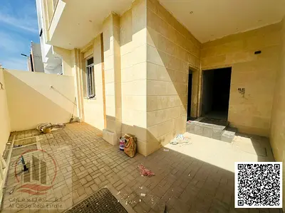 فيلا 5 غرف مع رووف بسعر مميز قريب من جميع الخدمات