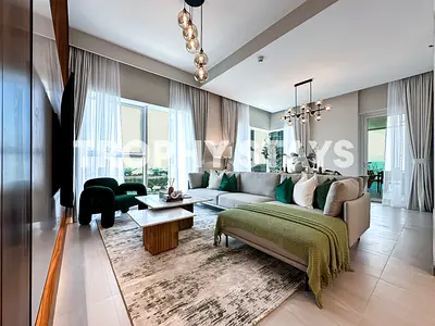 Canal View | Spacious | Ready to Move