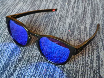 Oakley Latch - Stylish Black Sunglasses