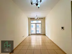 Specious appartment prime location ready to move in