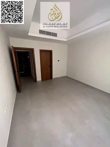 غرفه وصاله منفصله  اول ساكن 2 حمام مساحه كبيره مع بلكونه فى الحميديه