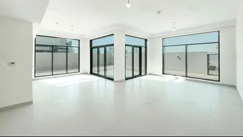 Modern Living | Closed Kitchen | Brand New
