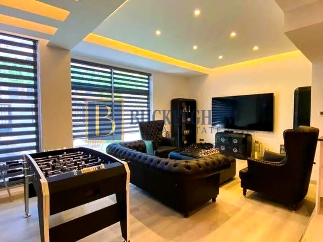 3BR++ | Private Pool | Fully Furnished