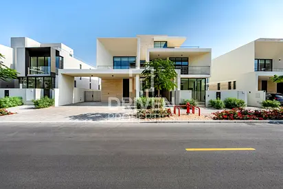 Brand New | Branded Residence | Ready to Move in