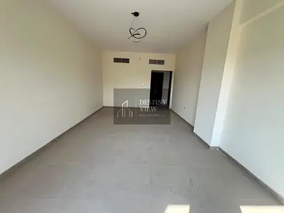 Like brand new lavish 2bhk full family building