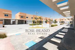 Fascinating Unit|Corner |Single Row|Prime Location
