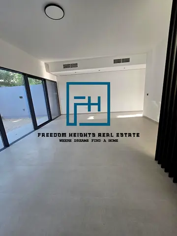🏡Modern 3BR Middle Townhouse for Rent