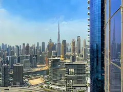 Spacious 3BR | Burj Khalifa View | Luxurious