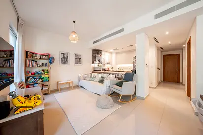 Large Corner Unit | Prime Location | High ROI