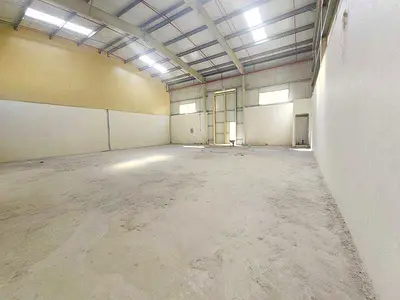 Move-In Ready | Spacious Prime Area Warehouse