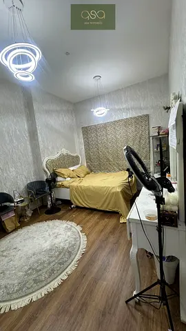 Distress Deal/WithinOneMonth/Empty/1BHK with Big Hall and Balcony