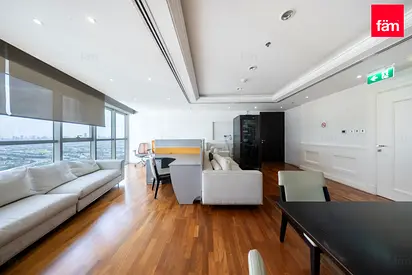 Vacant | Bright | Furnished | Community Expert