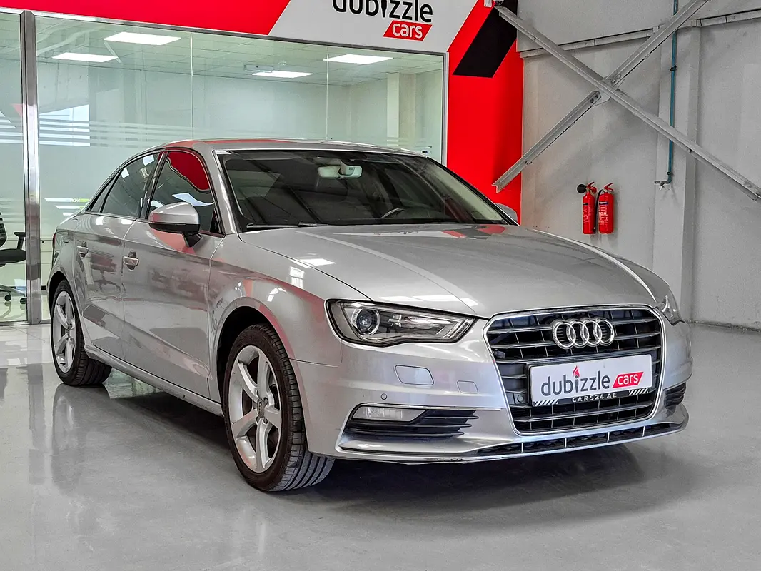 Audi A3 2016 — photo 1 of 15