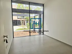 Modern style 》》4 Bedrooms townhouse》》Brand new》》for rent 》》 Masaar