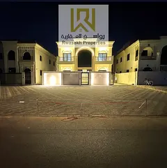 luxury 5 bedroom villa with swimming pool for sale at prime location