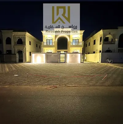 luxury 5 bedroom villa with swimming pool for sale at prime location