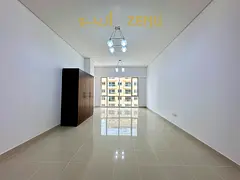 STUNNING STUDIO|OPPOSITE SILICON CENTRAL MALL|NEAR BUS STOP|WELL MAINTAINED