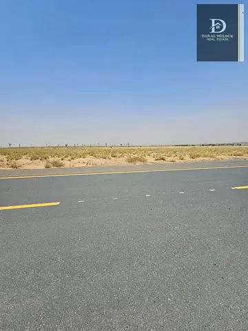 For Sale in Sharjah Industrial Area 4 (Al Qasimia City) Industrial Land Area: 11,948 sq ft Permit: Ground + Mezzanine Freehold for all nationalit