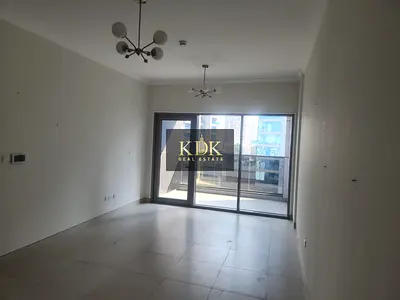 Generous Size | Fitted Kitchen | Ready to Move