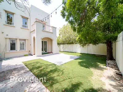 Vacant | Upgraded | Close to Pool and Park