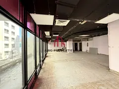 Corner Bright office chiller free | Near metro | Shell and core