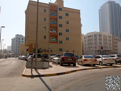 ارض تجارية g+4 كورنر بالقرب من الكورنيش
