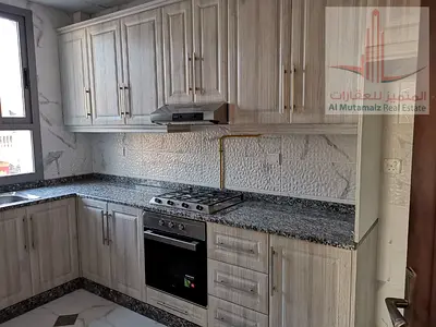 *فرصة استثمارية نادرة – بناية زاوية فاخرة على شارع رئيسي في الحميدية بدخل مرتفع وموقع استثنائي**