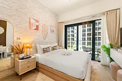 Lovely Apt w/ Pool, Gym, BBQ area and Playground | Furnished | Flexible term