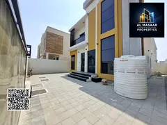 Villa with all registration and ownership fees included, on the main street, ready to move in, in on