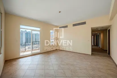 High Floor | Closed Kitchen and Corner | Rented