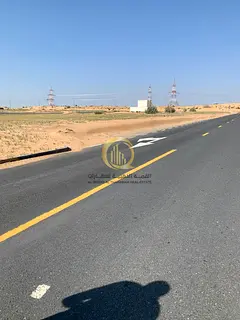 Residential land for sale with a building permit, ready for construction, measuring 2800 square feet