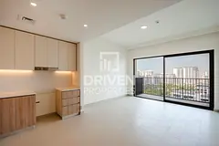Spacious | High Floor | Ready to Move In