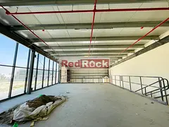 Premium Fully Insulated Warehouse of 2909 Sqft