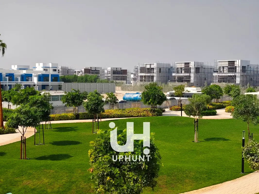 G+2 | DISTRESS DEAL | CORNER UNIT | SEMI FURINISHED | NO AGENT PLEASE