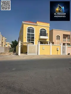 Villa on a street and alley in a prime location. The villa is 7 years old. The price includes electr