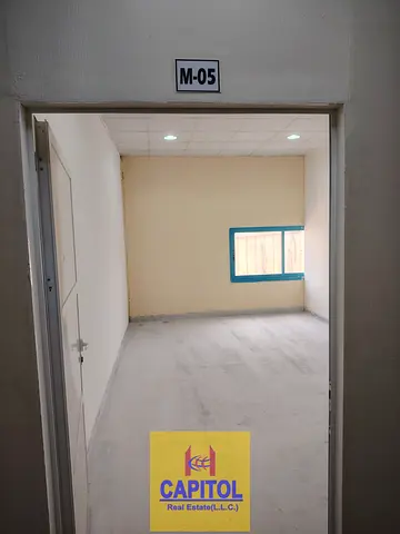 375 sqft warehouse Available in Al Quoz