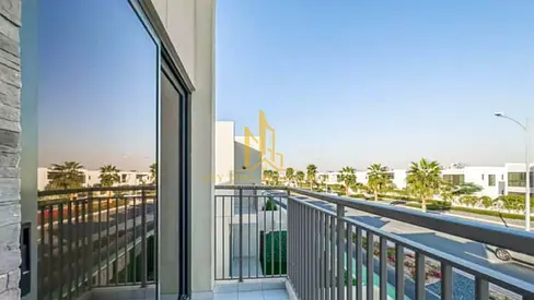 Modern Villa | Spacious Layout | Opera and Blvd View