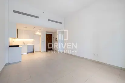 Full Burj Al Arab View | Prime Location | Spacious