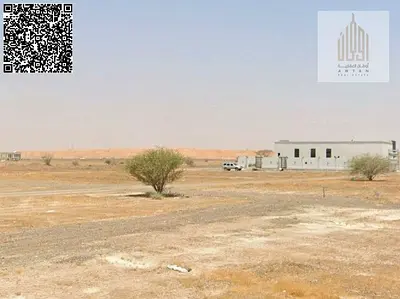 أرض للبيع في المنامة  - للبيع ارض زاوية للبيع فى المنامة 11  - الارض قريبة من الشارع العام  - مساحة الارض 400 متر - وبالقدم 4300 قدم  - تصريح الارض (ا
