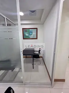 FURNISHED OFFICE READY TO MOVE IN
